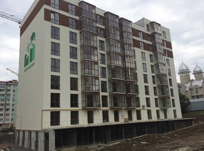 Construction of the second stage of multisection apartment building in Truskavets